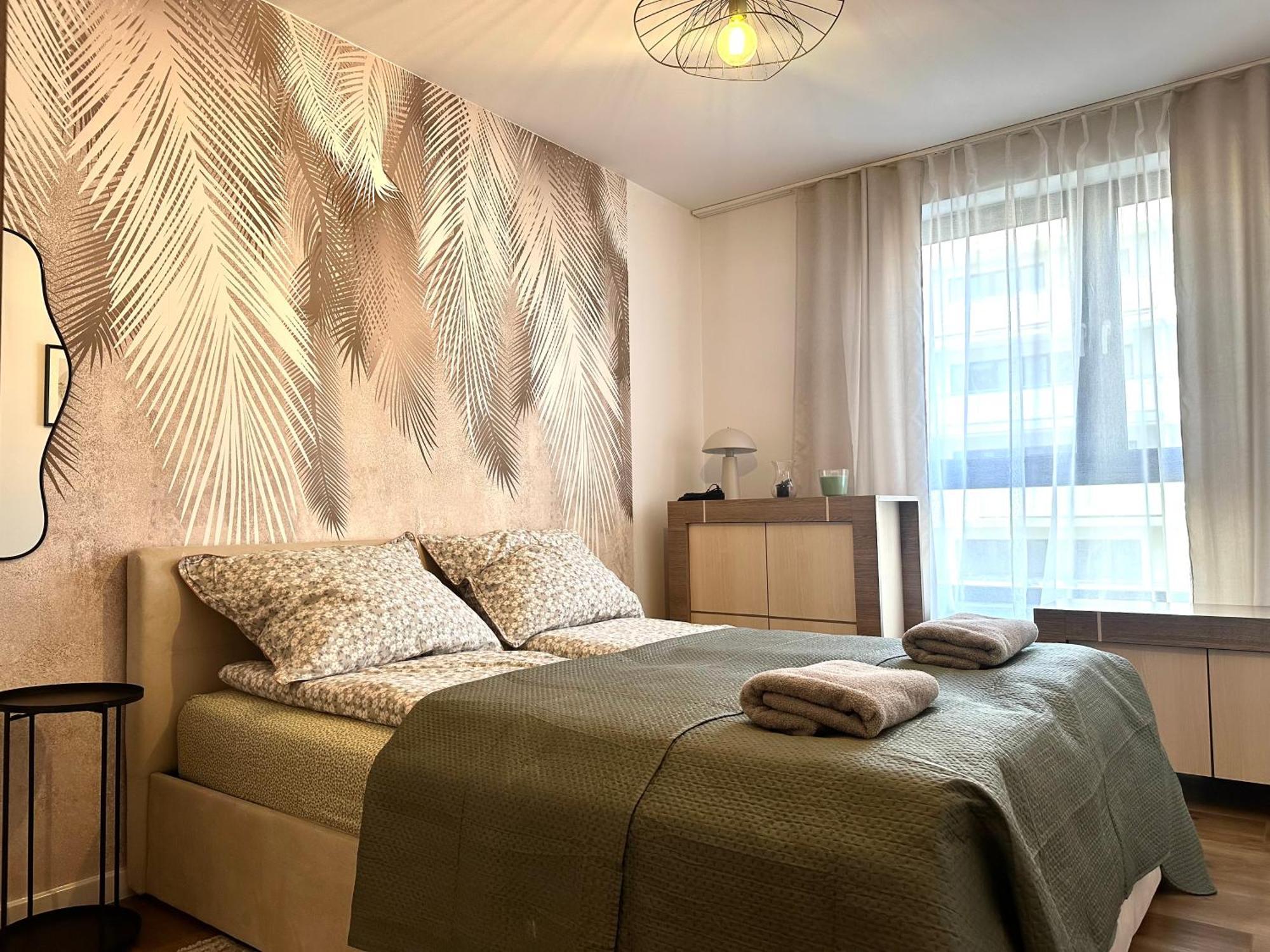 Nyska - Self Check-in 20h - Parking & Lift Apartment Wroclaw